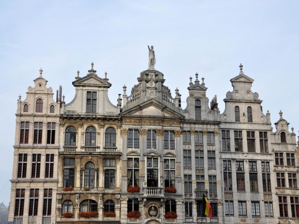 GRAND PLACE