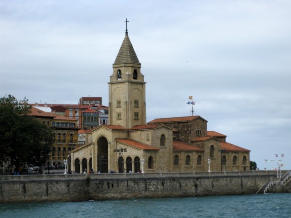 IGLESIA DE SAN PEDRO