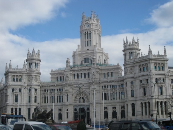 EDIFICIO DE CORREOS