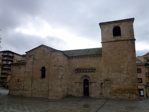 IGLESIA DE SANTO TOMAS CANTUARIENSE